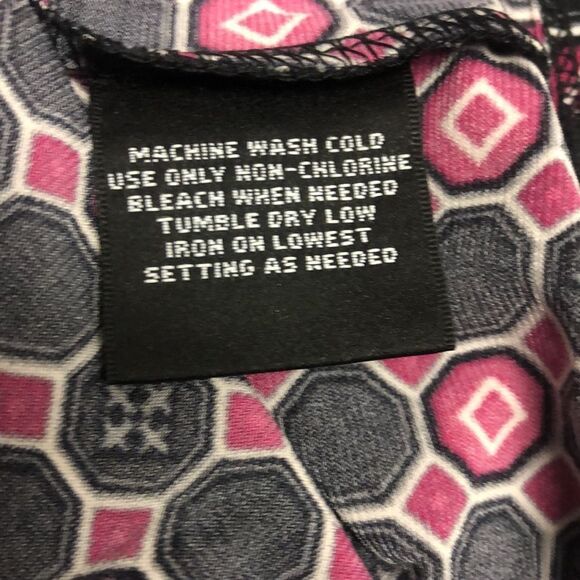 East 5th Women’s XL Printed Square Neck Slip on Long Sleeve Tunic Top - Picture 6 of 8